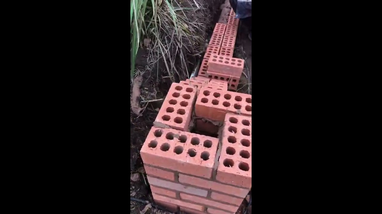 How to build brick pillar for double brick wall