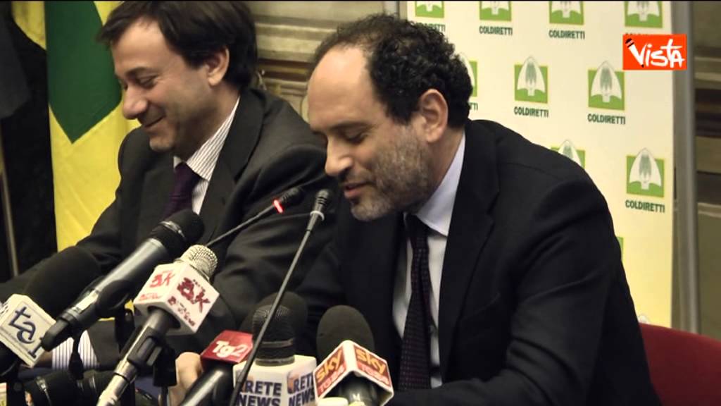 18 02 13 INGROIA RINGRAZIO CROZZA, MI HA RESO PIU' SIMPATICO MA NON SONO INDOLENTE WEB
