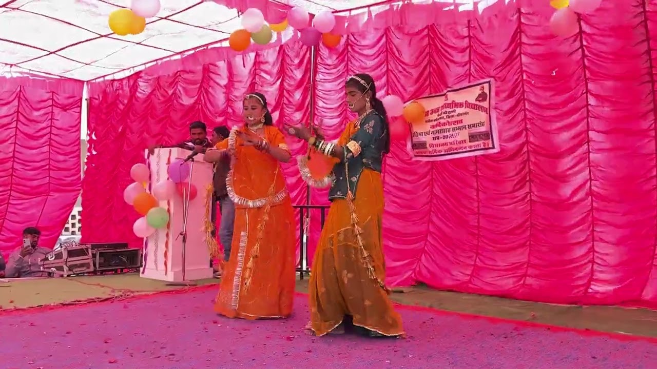 Annual function dance by girls 👌