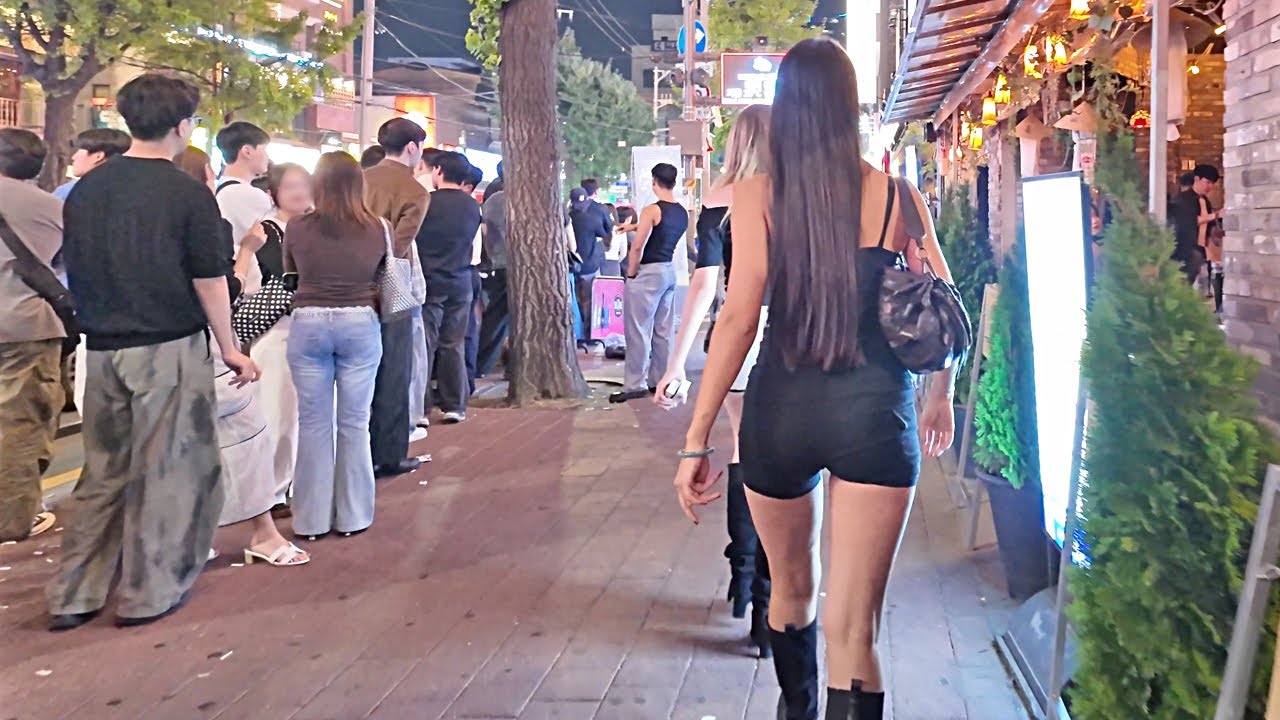 [4K SEOUL KOREA] 😳😳 밤이 깊어질수록 더 화려해지는 홍대클럽거리 🔥🔥/Hongdae/Seoul, Korea/K-City Walk