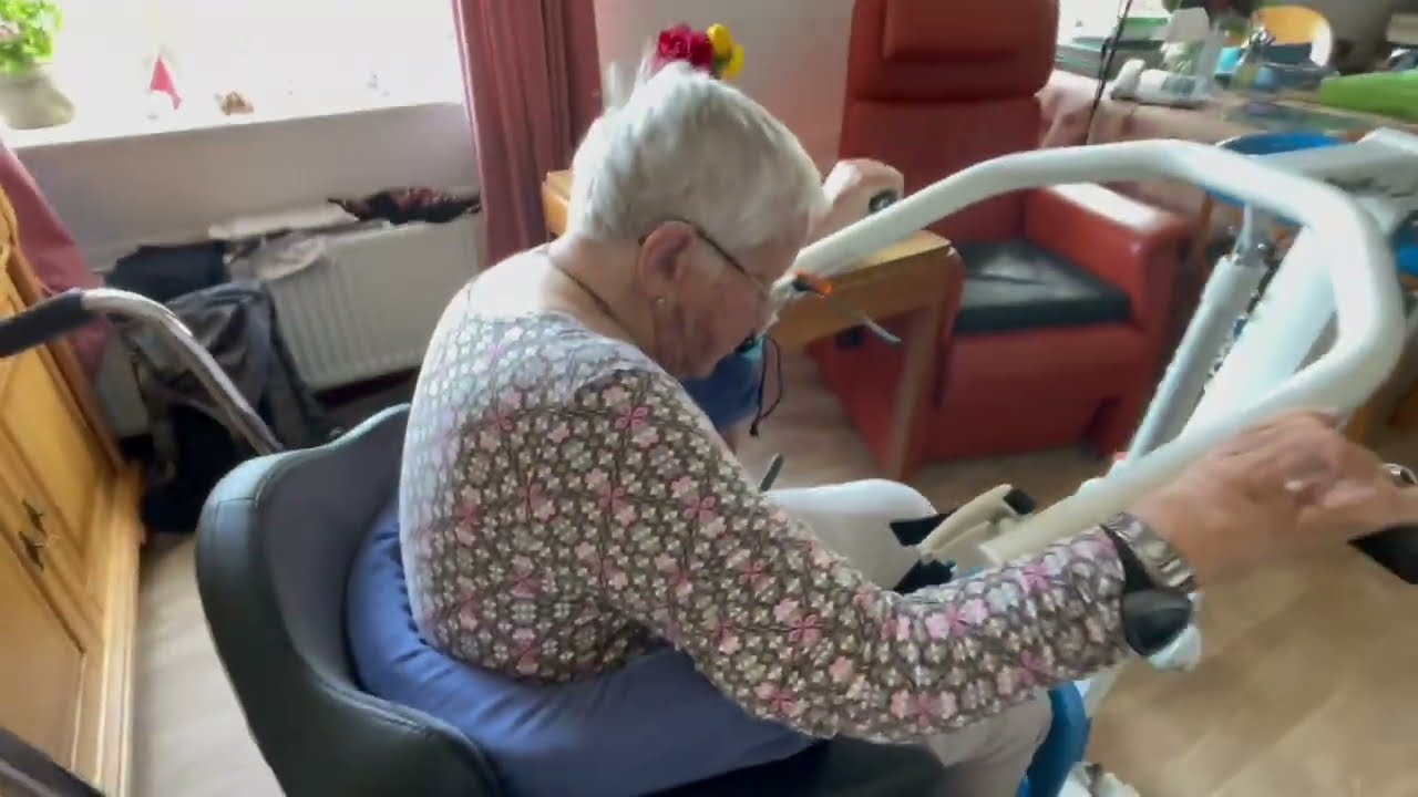 Help ik kan niet meer staan! Een stalift biedt uitkomst. Hoe gebruik je deze juist en veilig?
