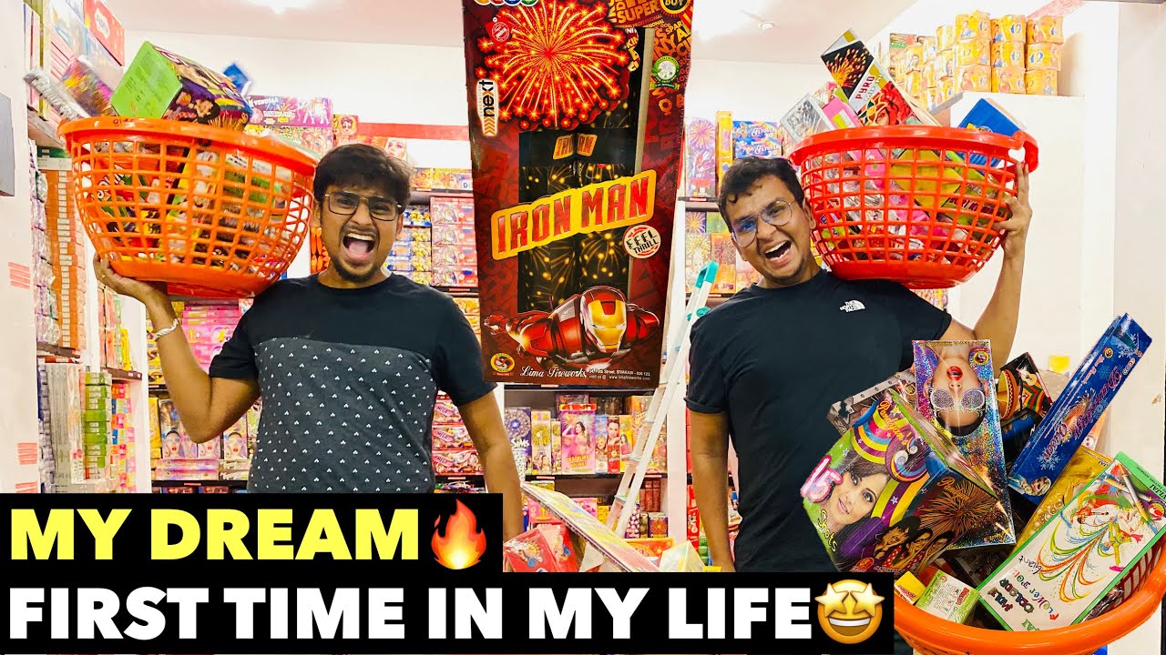 I LOOTED A CRACKERS SHOP IN SIVAKASI😱🔥 CRACKERS BURSTING IN FULL FORM🤩