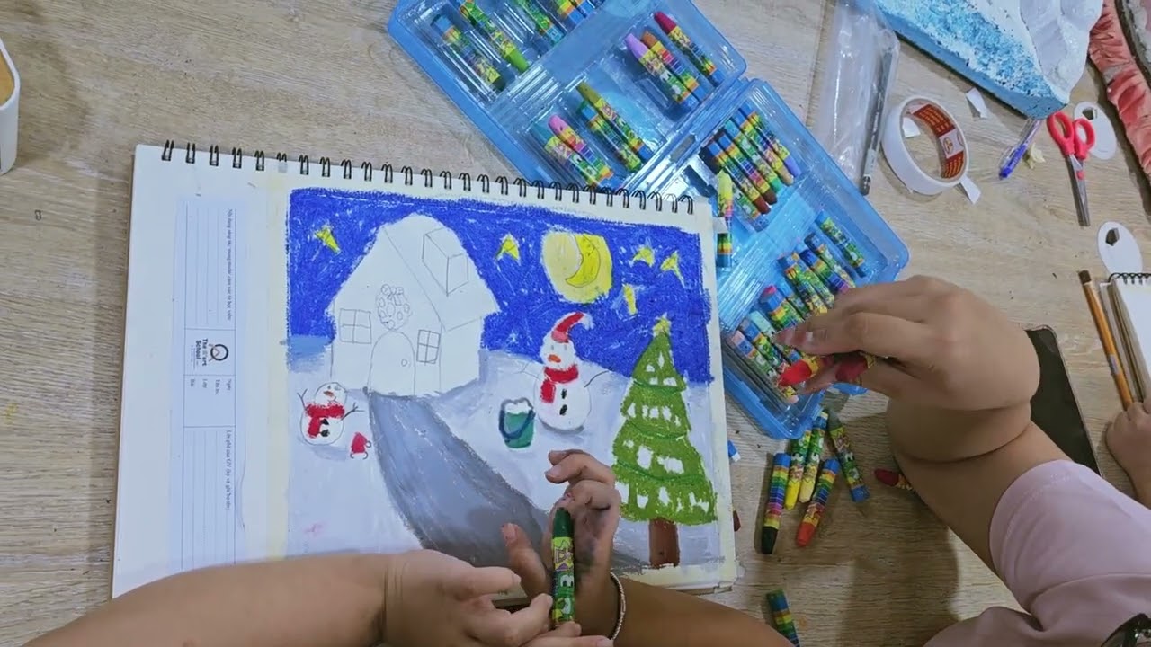 BÉ 5 TUỔI VẼ ĐÊM ĐÔNG ẤM ÁP