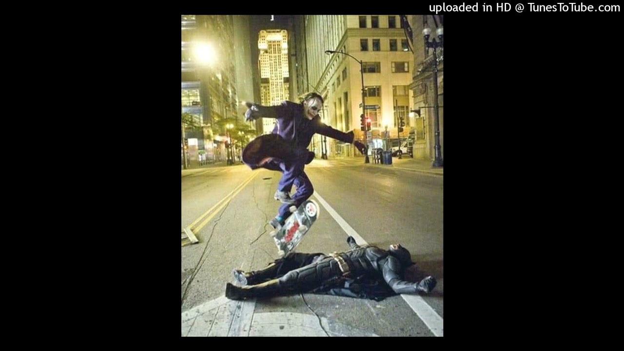 FEELLIKEBRUCEWAYNE(GOTHNORMIE x RAZ NEIN)