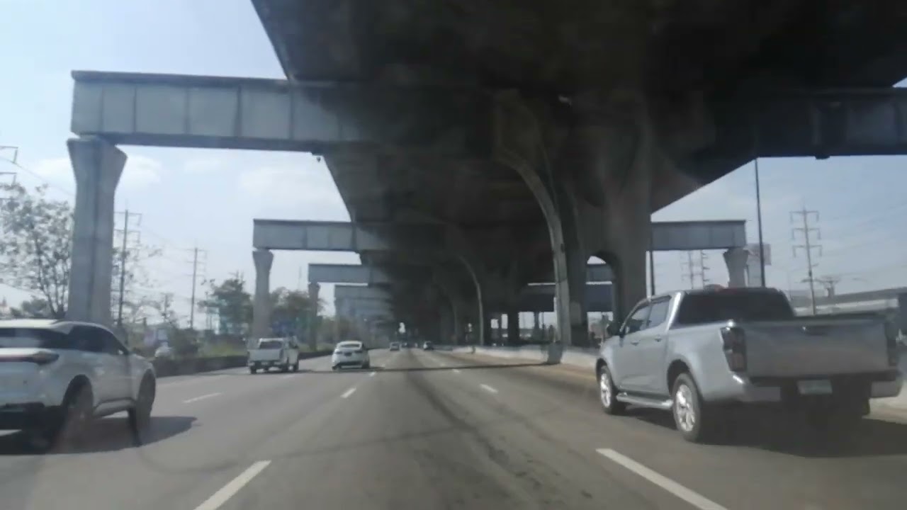 ถนนบางนาตราดไปโรงพยาบาล​ศิครินทร์​