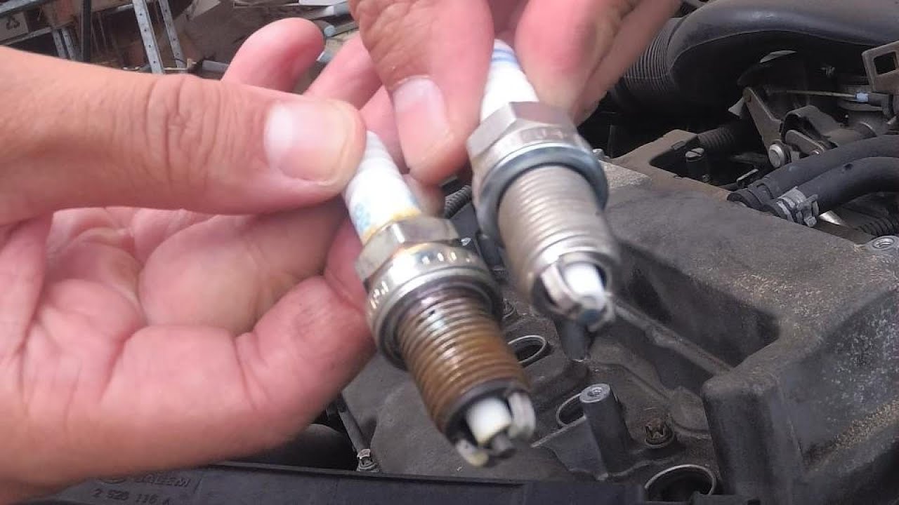 HOW TO REPLACE SPARK PLUGS IN THE HOLDEN ASTRA CITY