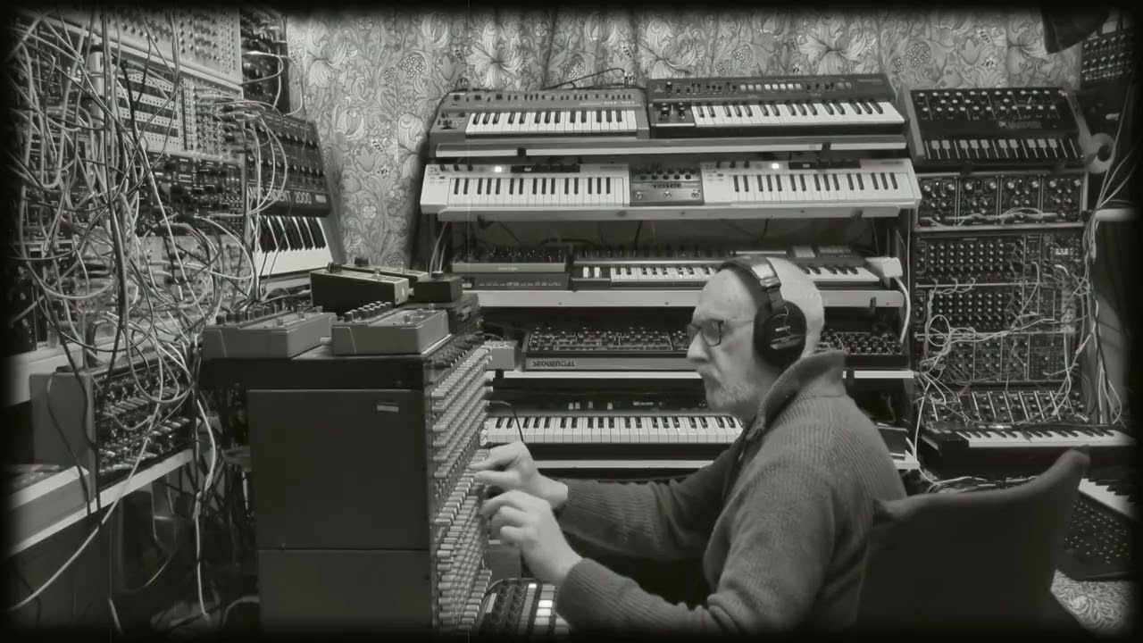 JA25CK - Improvised Berlin School Sequences