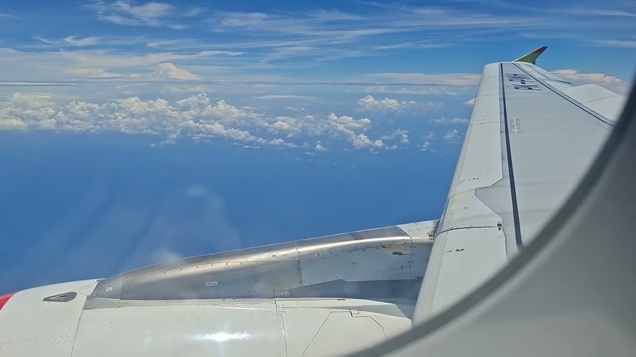 HD - Pelita Air Service A320-214 Descending, Landing and taxiing to Gate at Soekarno Hatta Jakarta