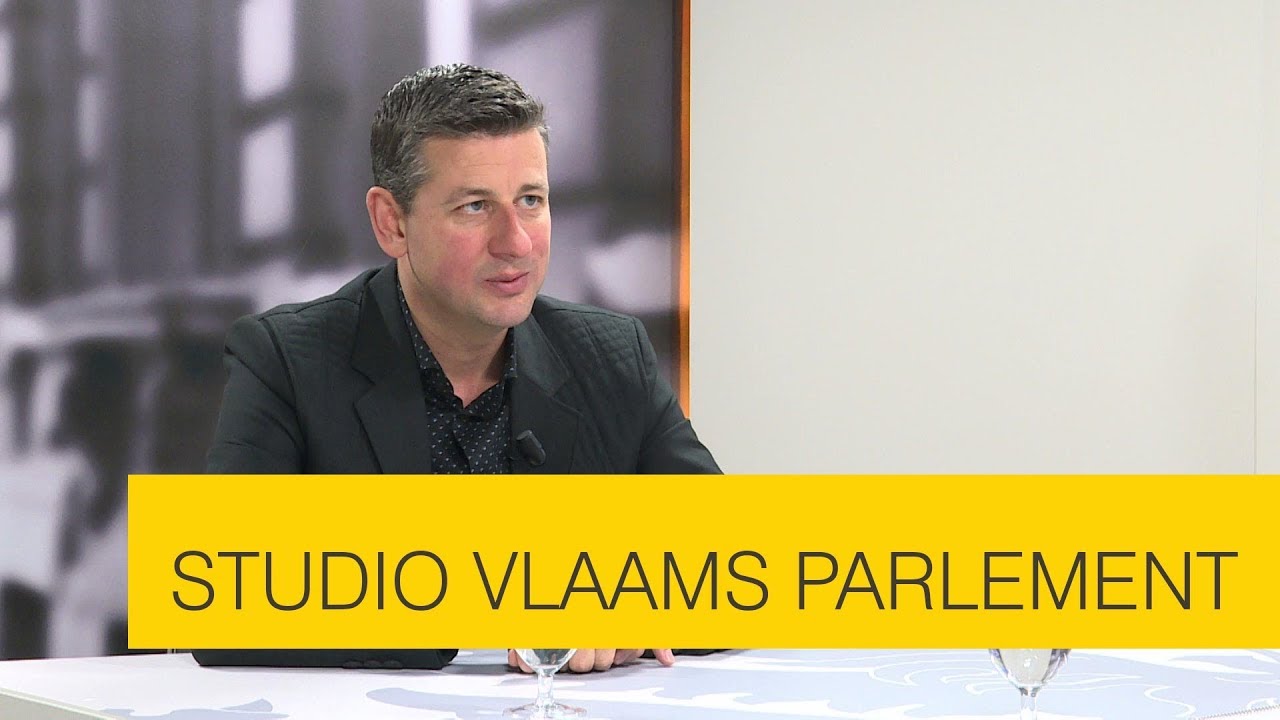 Studio Vlaams Parlement: Chris Janssens over werkloosheidsuitkering na 1 dag werken
