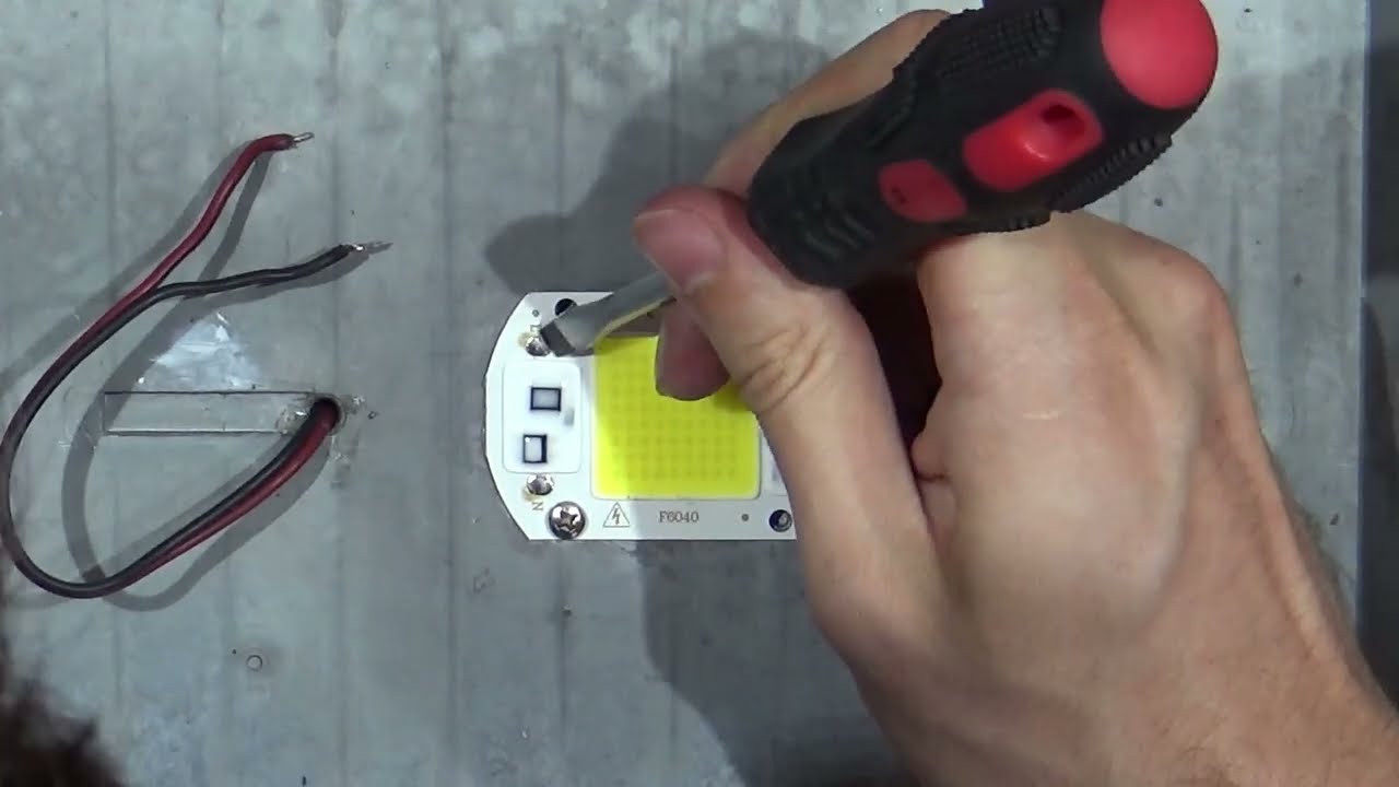 RIPARAZIONE FARETTO A LED 50W - #035 DuckTape