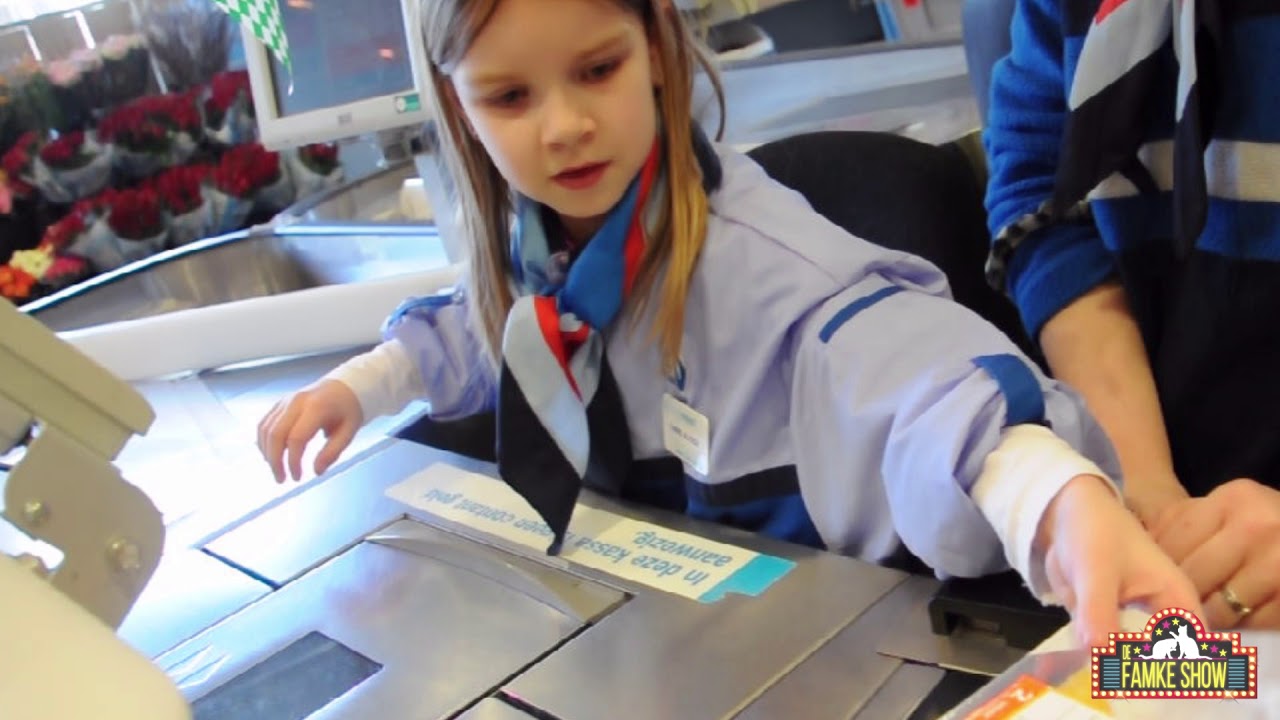 Kassa draaien bij de Albert Heijn - Meeloopdag - Vlog #1