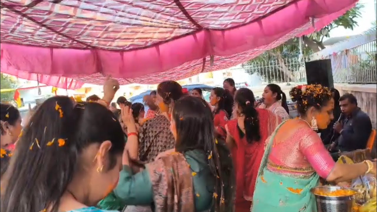 #holi #phool #rangokatyohar #enjoy #masti 