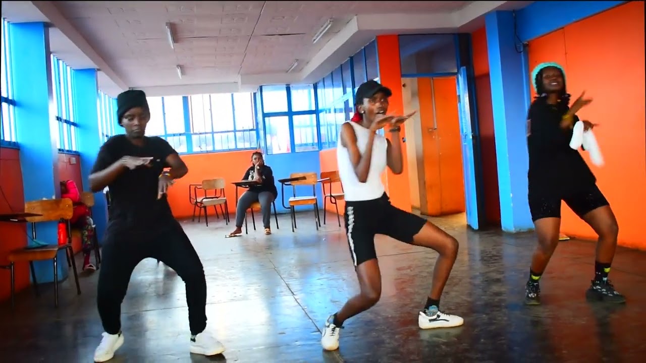 Tie him - Cecile dance video