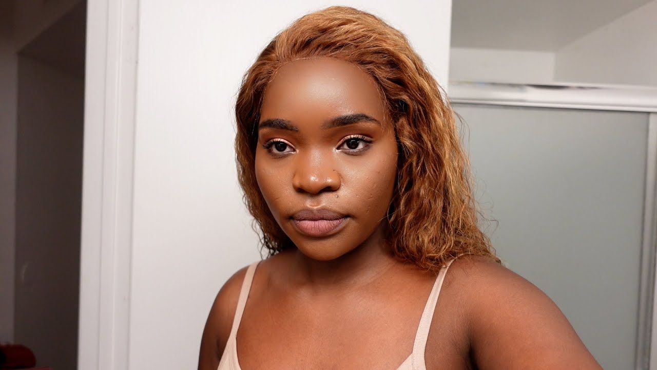 Going blonde: Easy Wig installation