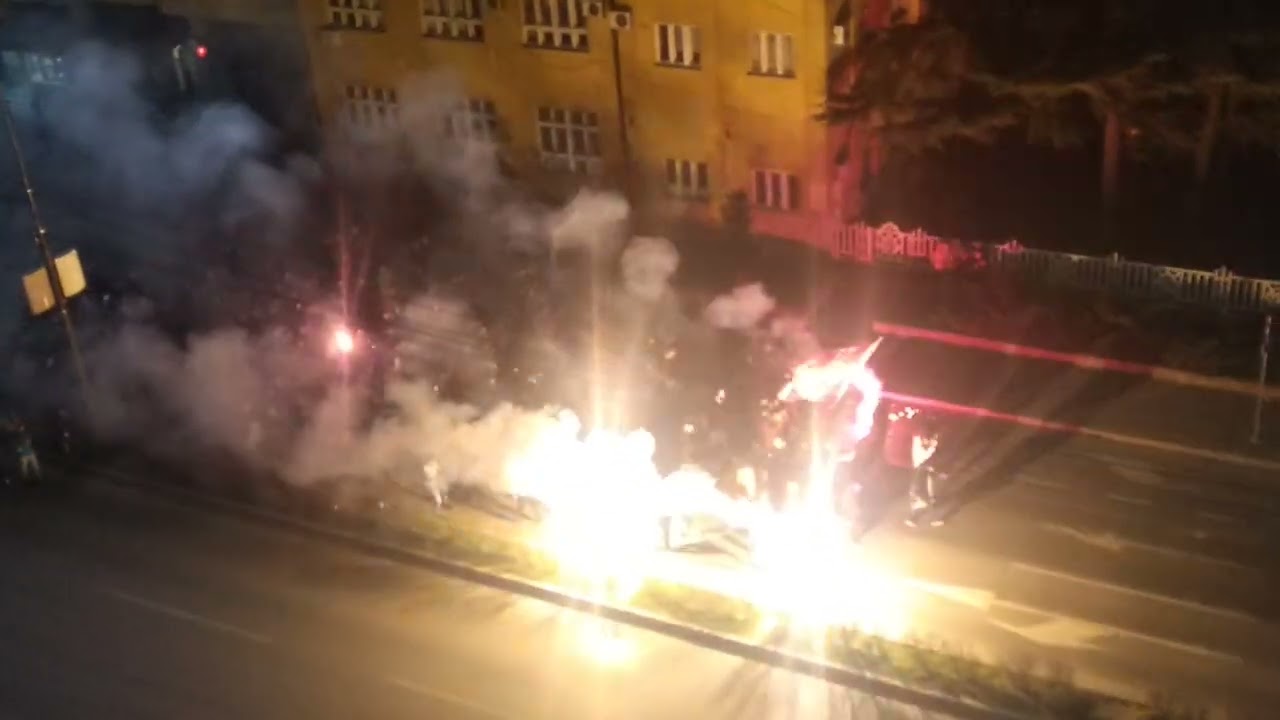 Navijaci Zvede Ludnica u Nisu 🔥🔥