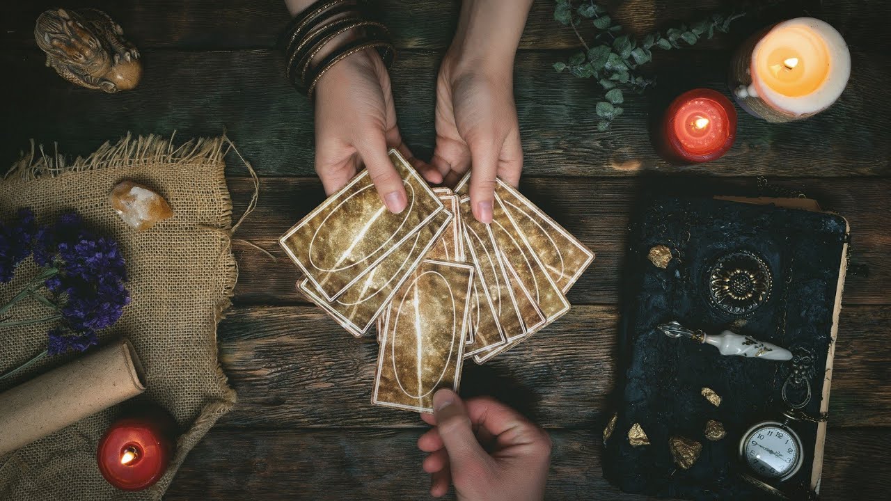 ΤΙ ΣΥΜΒΑΙΝΕΙ ΣΤΗ ΖΩΗ ΤΟΥ ΤΩΡΑ💫pick a card  #fedramastertarot #ταρω #tarot