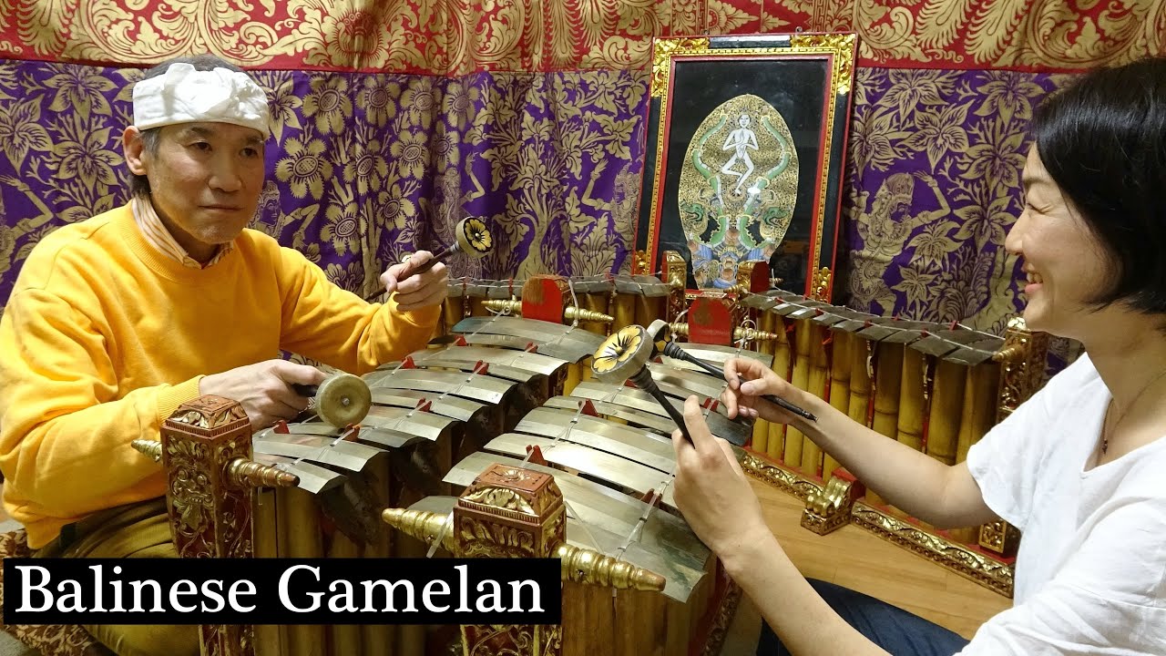 【バリのガムラン】グンデル・ワヤンの演奏　Playing Balinese Gamelan