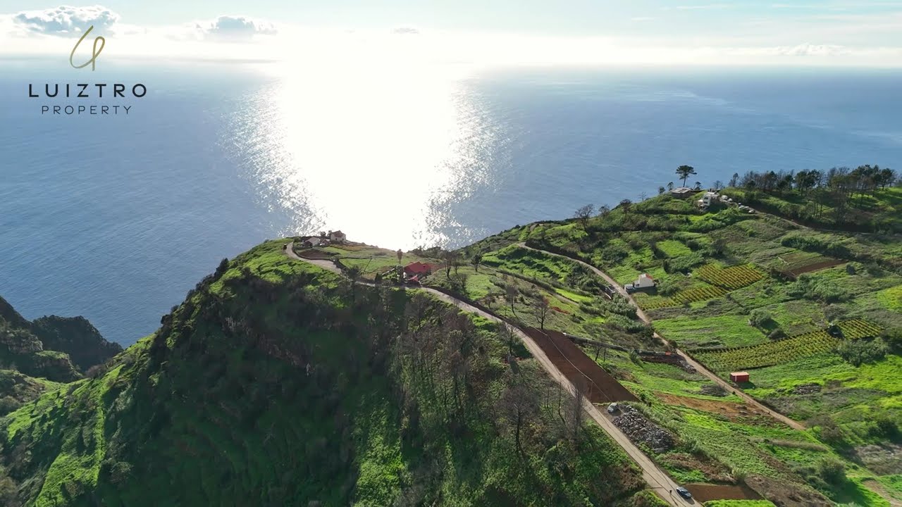 Building plot of land in Raposeira - Madeira