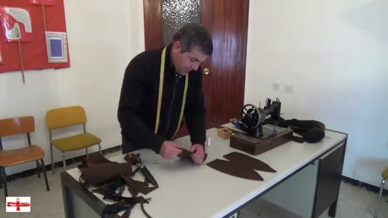 Oficios de Almeria. Fabricaci&oacute;n de una Montera tradicional Almeriense