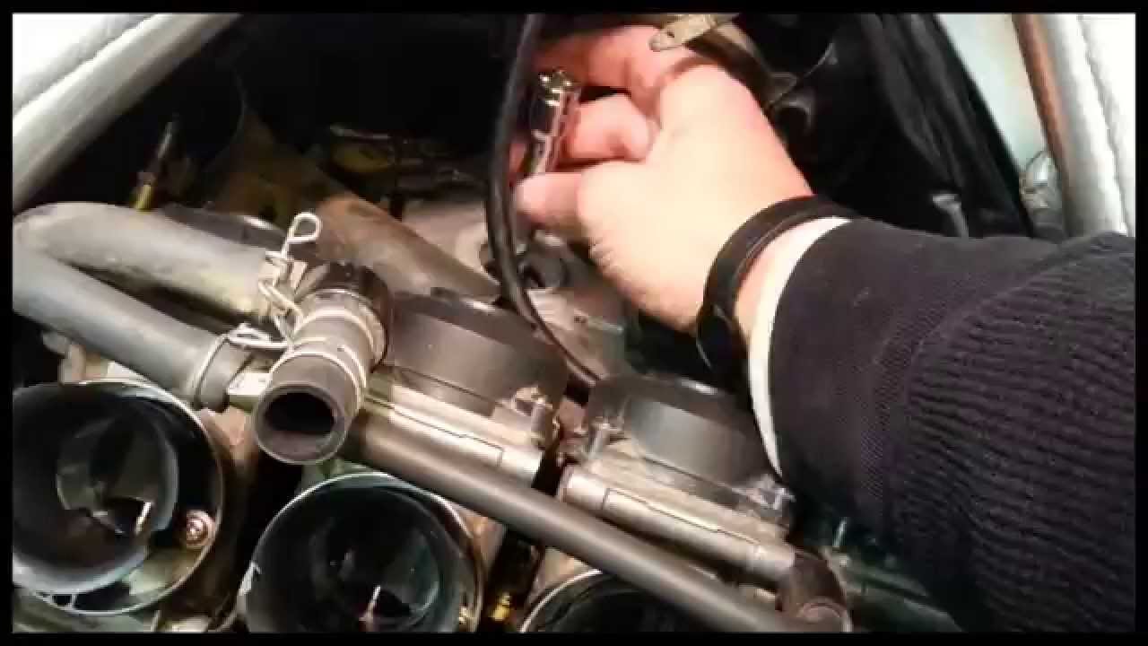 Spark Plug Change 01 YZF R6 pt 2