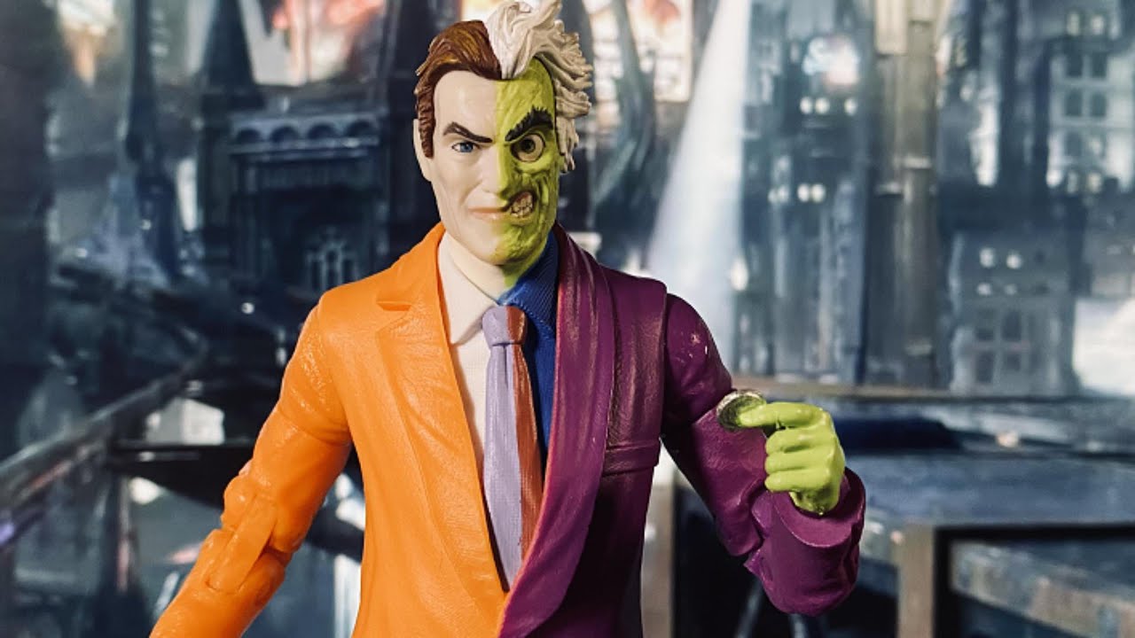 DC Direct McFarlane Toys Digital: The Silver Age Two-Face - Unboxing & Review!