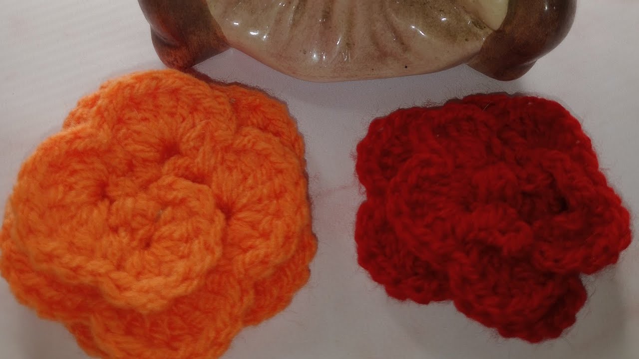 ROSETA TEJIDA EN CROCHET. PASO A PASO.