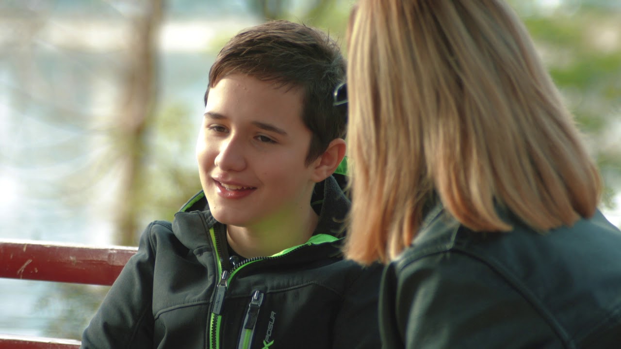 Gazetarja Ola Bruko tregon marr&euml;dh&euml;nien mendjehapur q&euml; ka me djalin e saj adoleshent | Jo Tabu