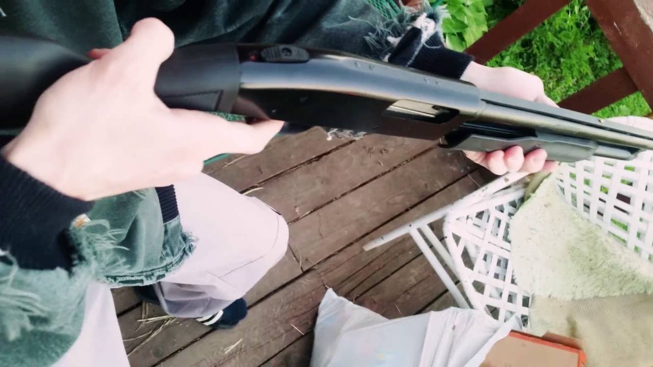 Mossberg 500 Safety Malfunction.. (Read description)