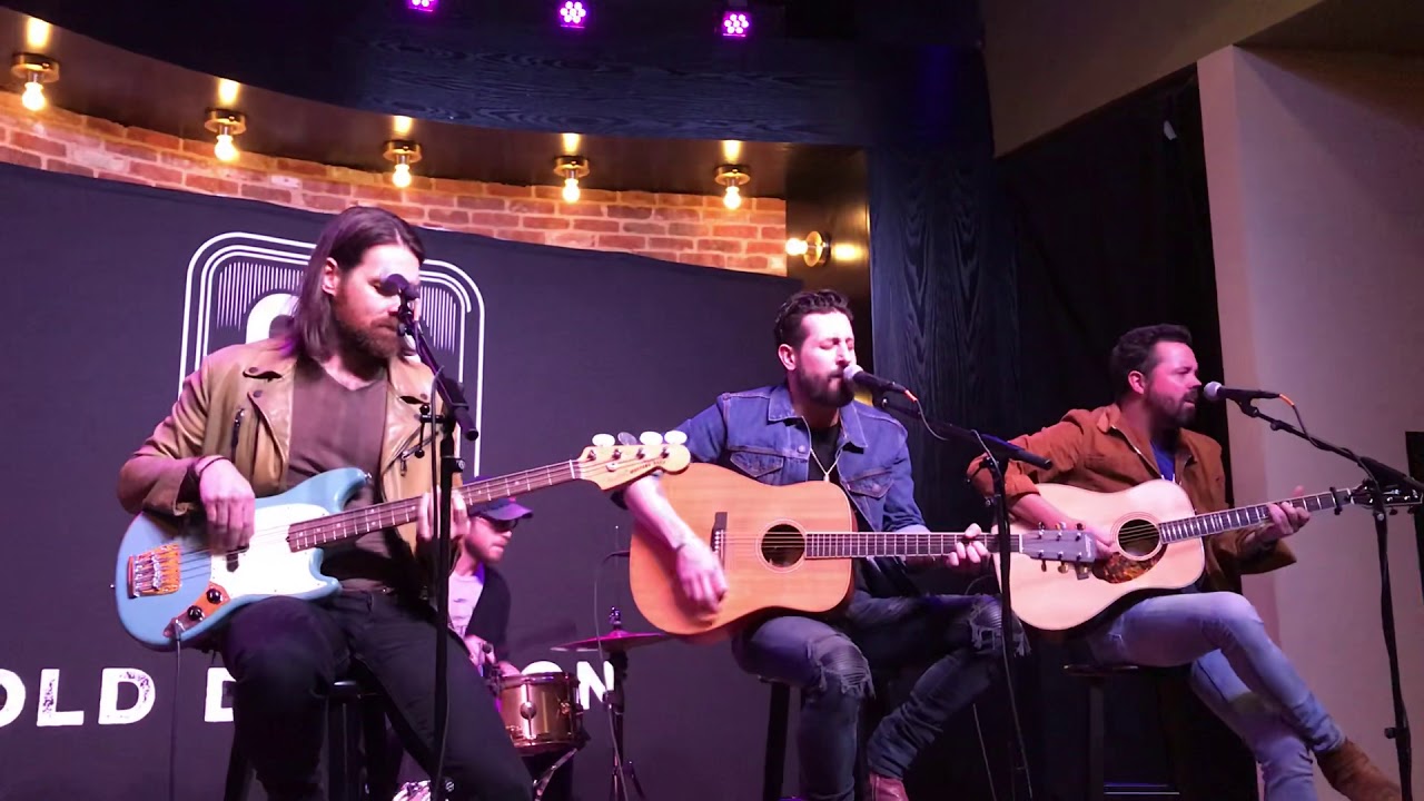 Old Dominion - Hear You Now (Mohegan Sun - Pre-Show Acoustic)