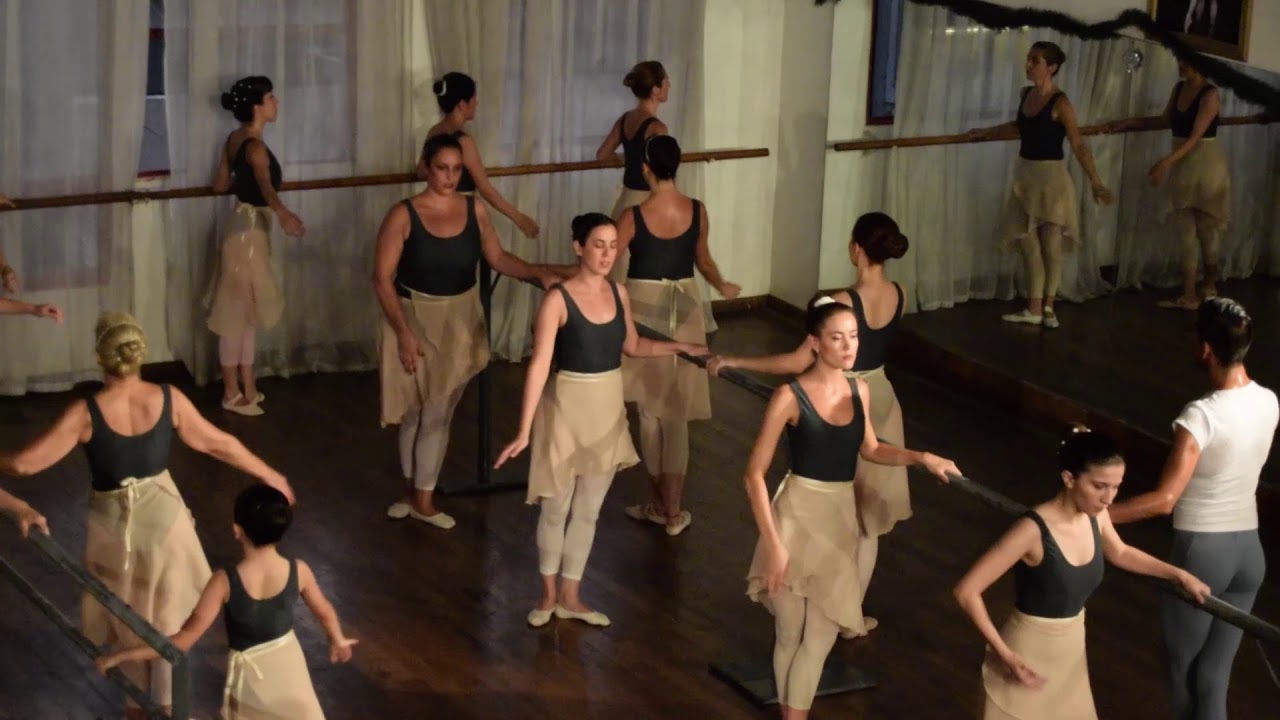 Clase Abierta Clásico Adultos 2017 - Maestra Francisca Durão - Ballet Estudio Olga Ferri