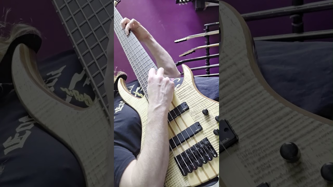 Harley Benton BZ-7000 vs Boss CEB-3 Bass Chorus