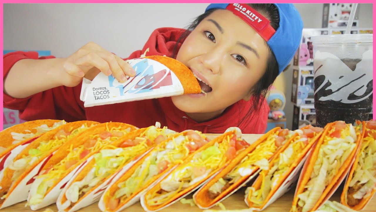 10 TACO BELL NACHO CHEESE DORITOS LOCOS TACOS in 10 MINUTES CHALLENGE!!