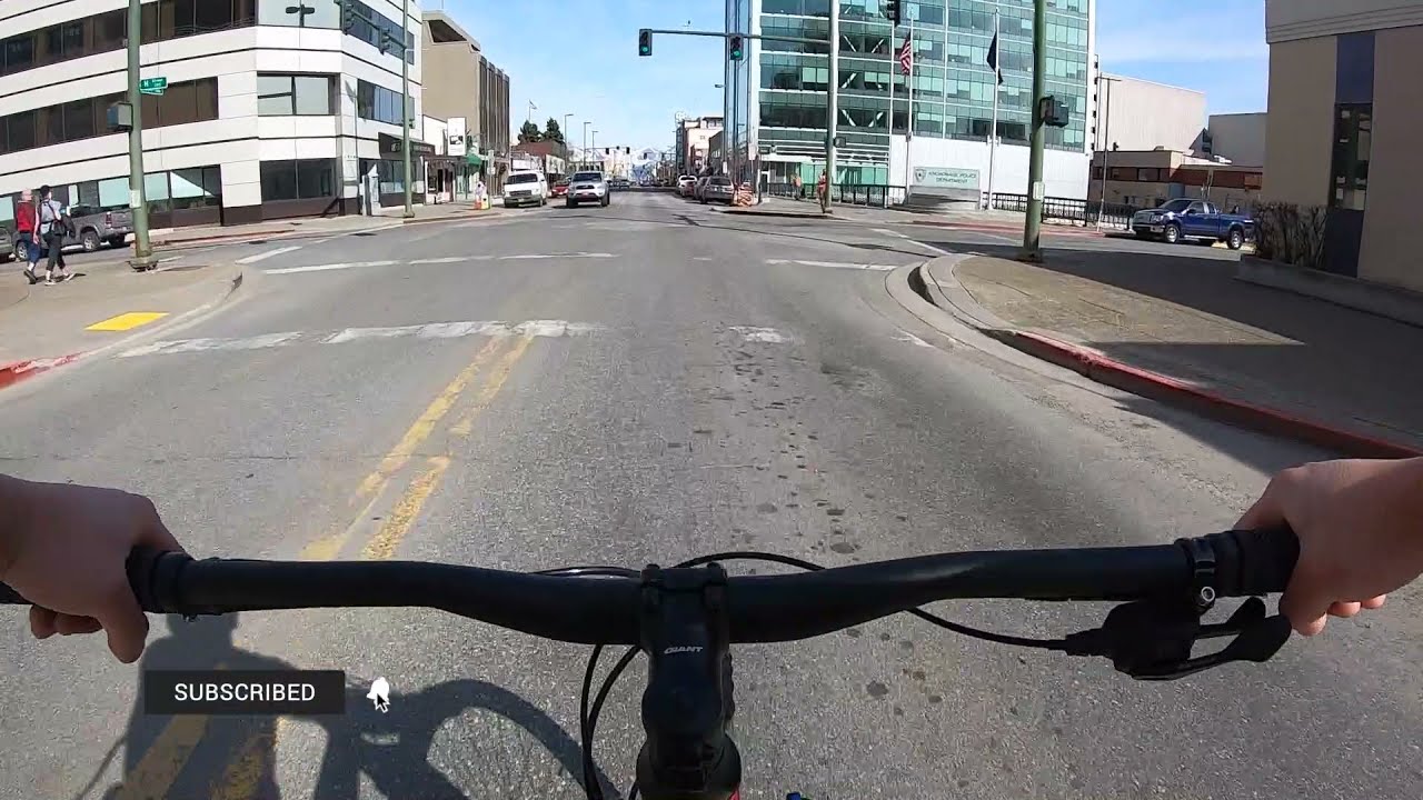ANCHORAGE DOWNTOWN ON A BEAUTIFUL SATURDAY