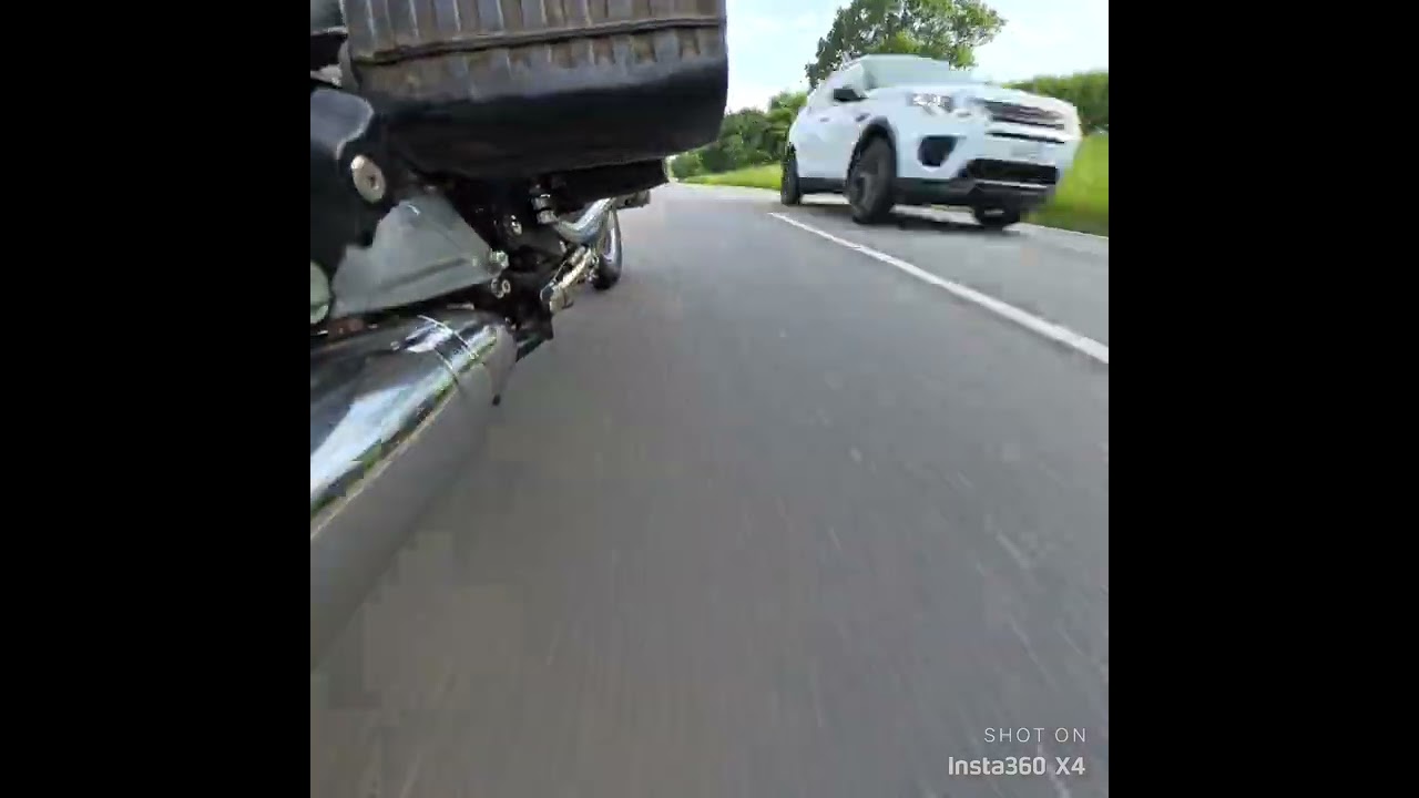 1980 Kawasaki kz1300 Delkevic 6 into 2 shot on Insta360 x4