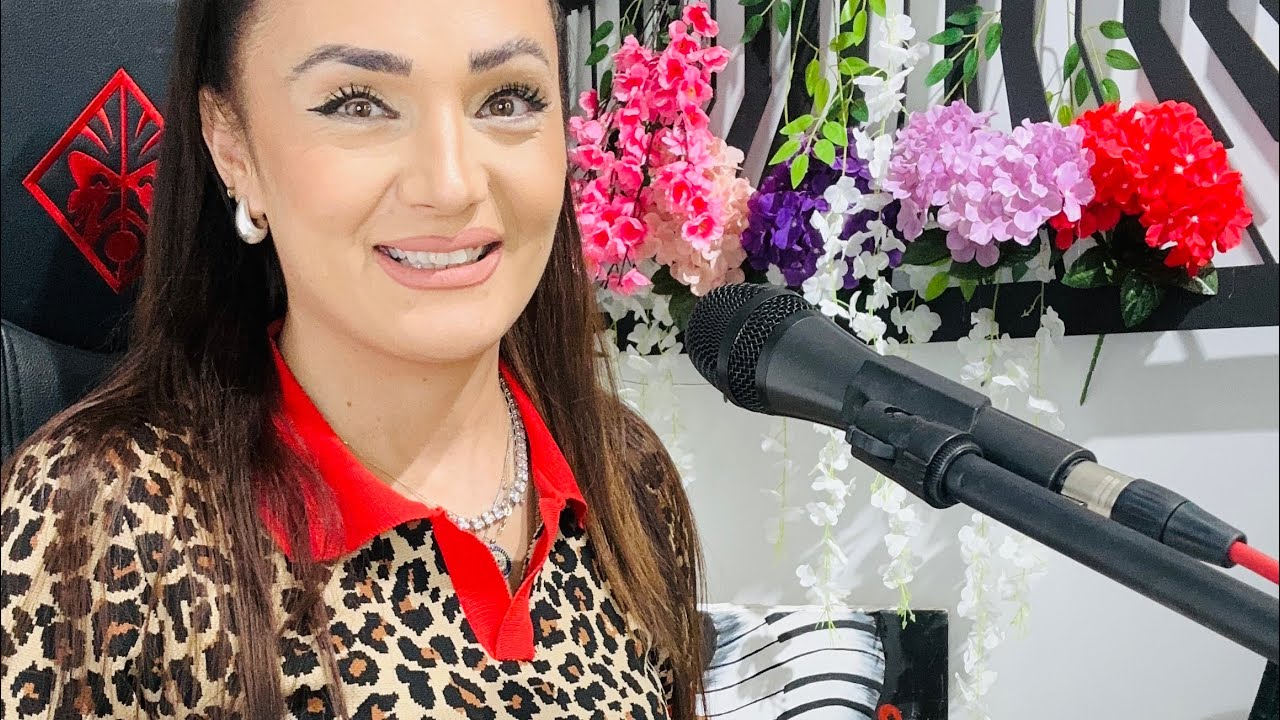 Haydi Çiftetelliye (Adana çiftetellisi)Zeytin Yaprağı Yeşil -Piyanist Tuğçe