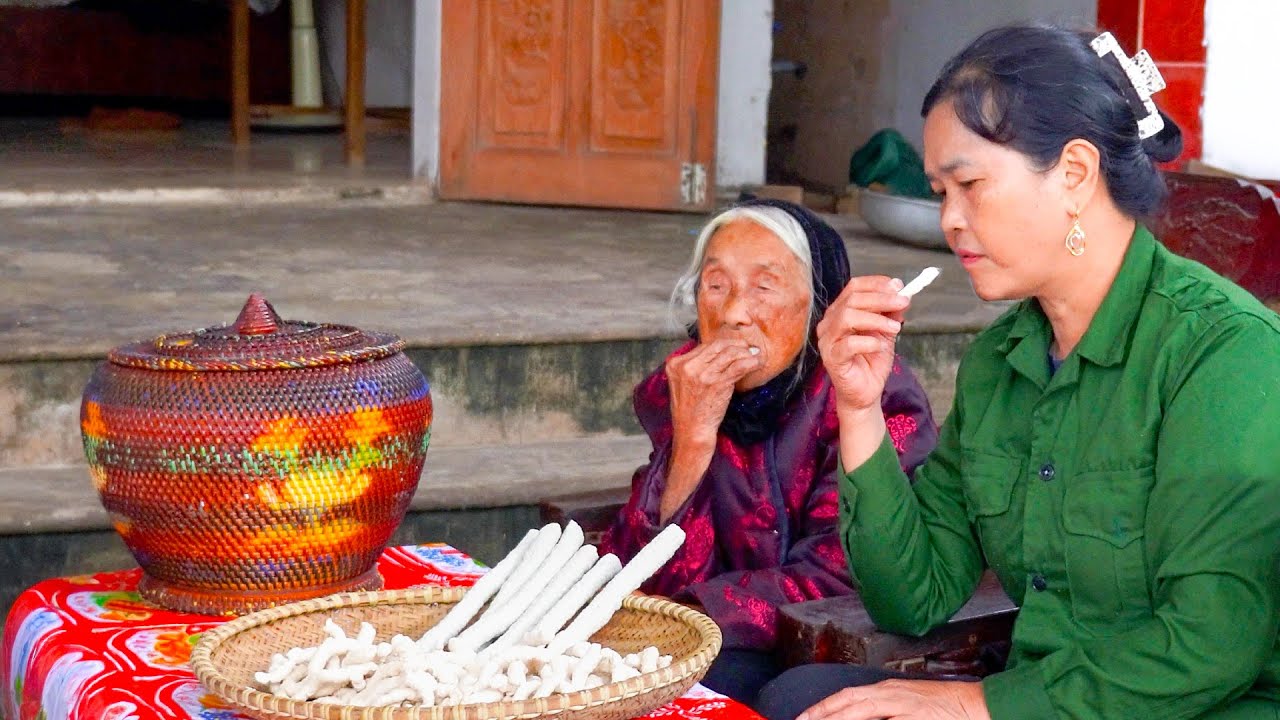 The Woman Made a Rice Blowpipe for Her Mother in Law to Enjoy