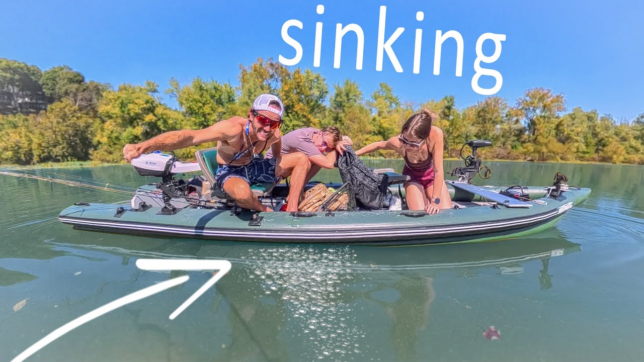 Я разбил надувную лодку для ловли окуня | Fishskiff 16