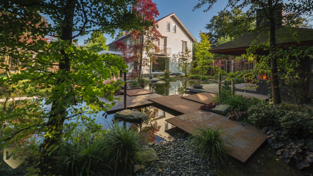 A Japanese watergarden - fall 2016 | Van Mierlo Tuinen