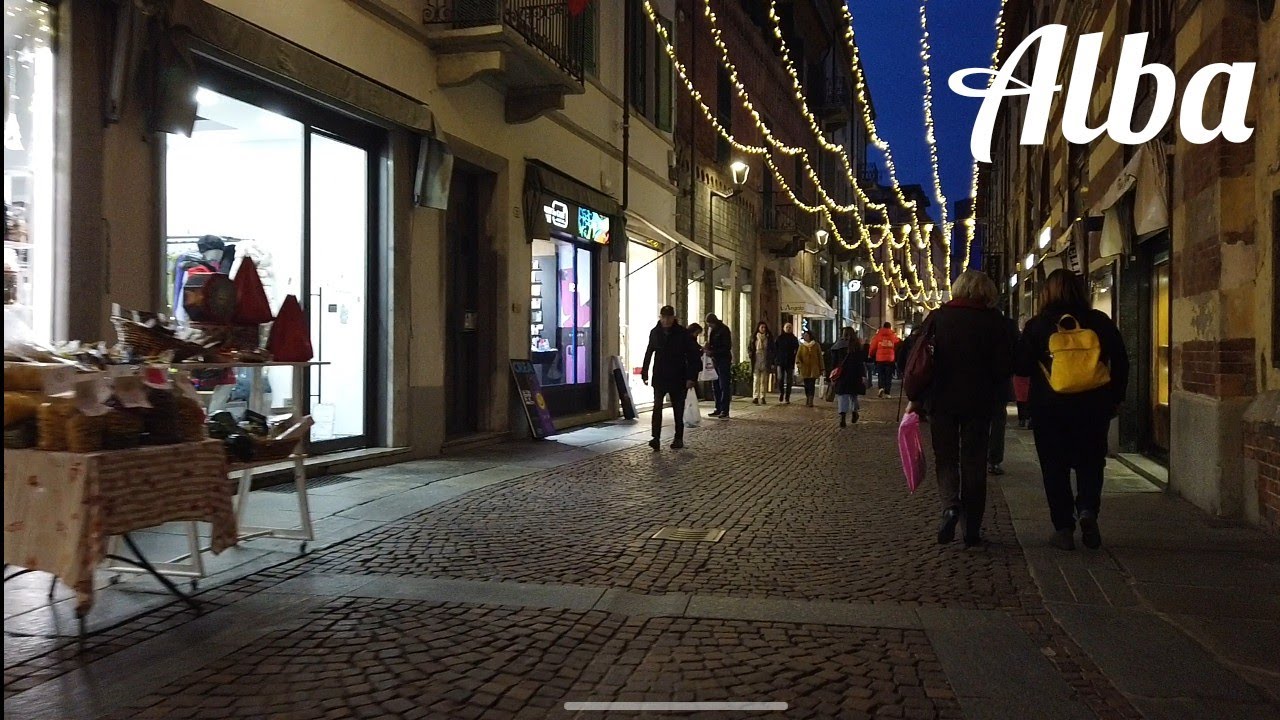 Alba (Italy) - Walking tour