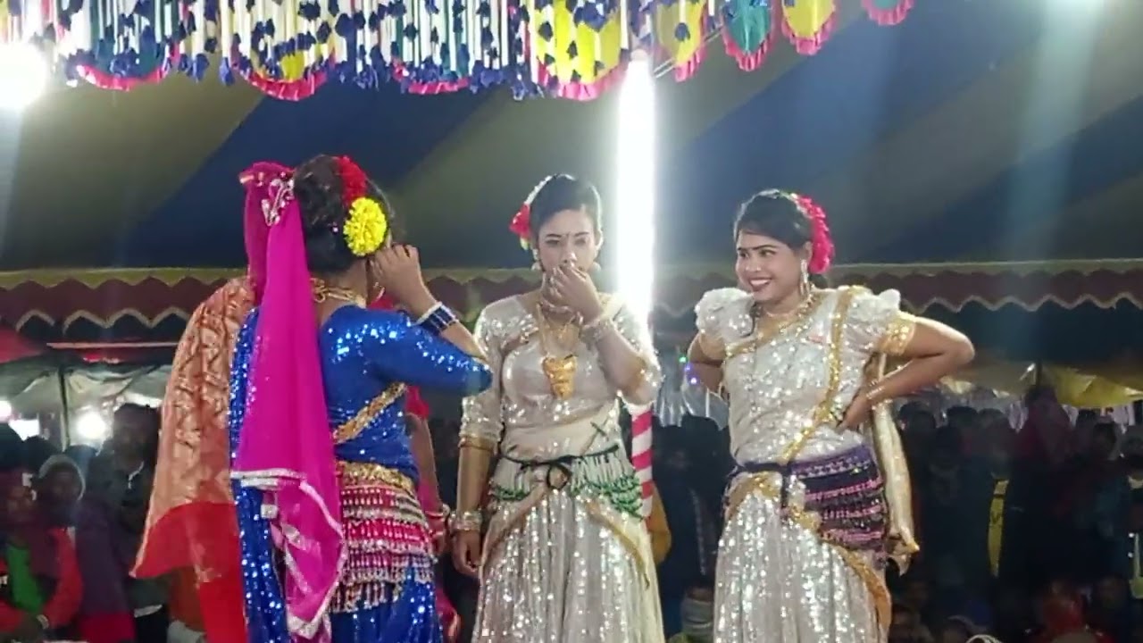 🌹বেহুলা লক্ষিন্দর, মায়ের কাছ থেকে বিদায় নিয়ে, নদীর ঘাটে গেলেন, গোসল করার জন্য, 🌹🌹