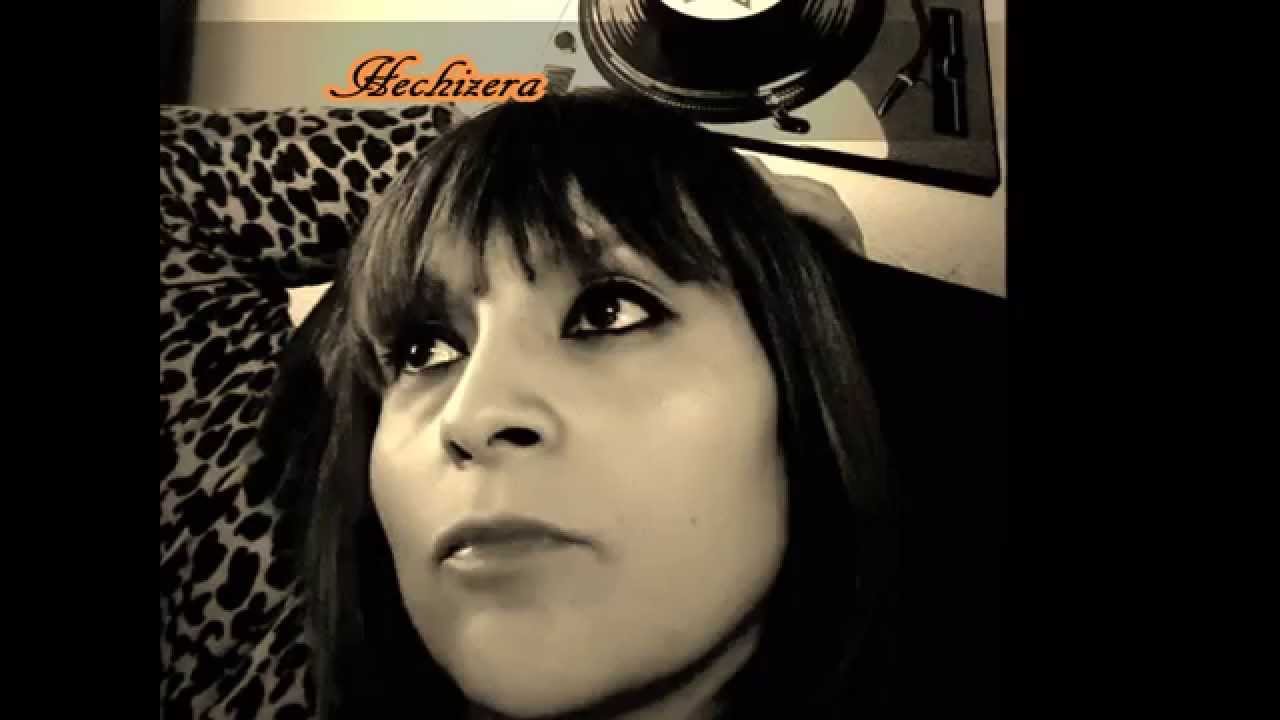Mc Aire, Lady Kro & Hechizera (Femcees Crew) - La Esencia Nunca Muere (2014)