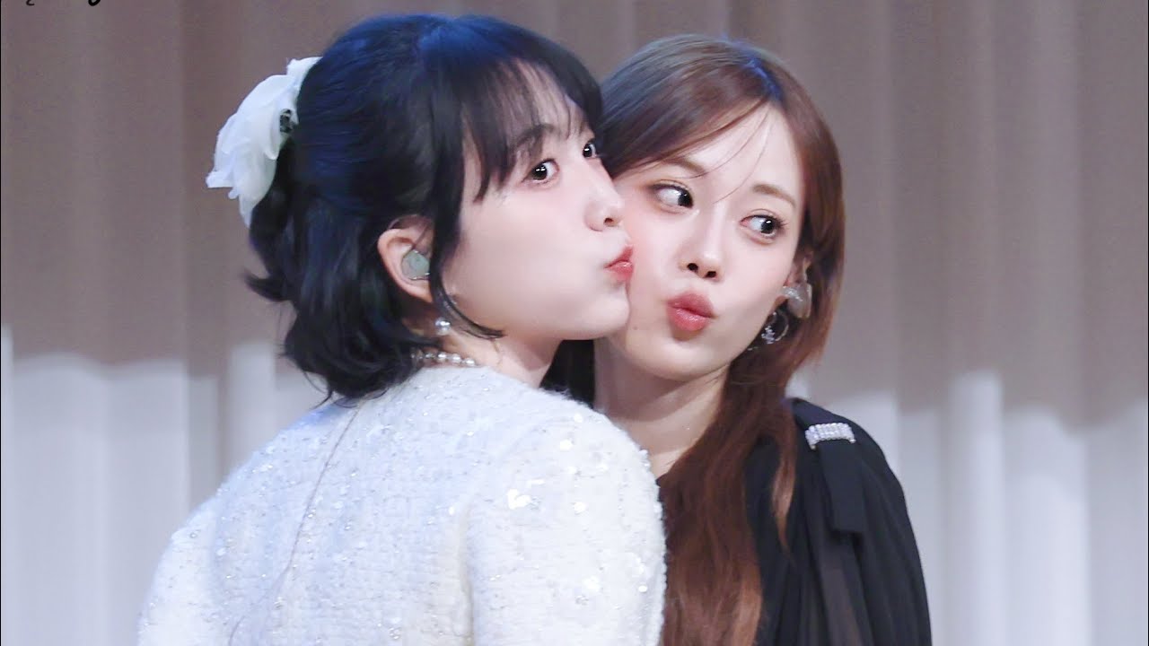 251220 merry JIYOUNGJI KARA Kang JiYoung Hur YoungJi 카라 강지영 허영지 -Wanna Do(워너두) 2부 직캠