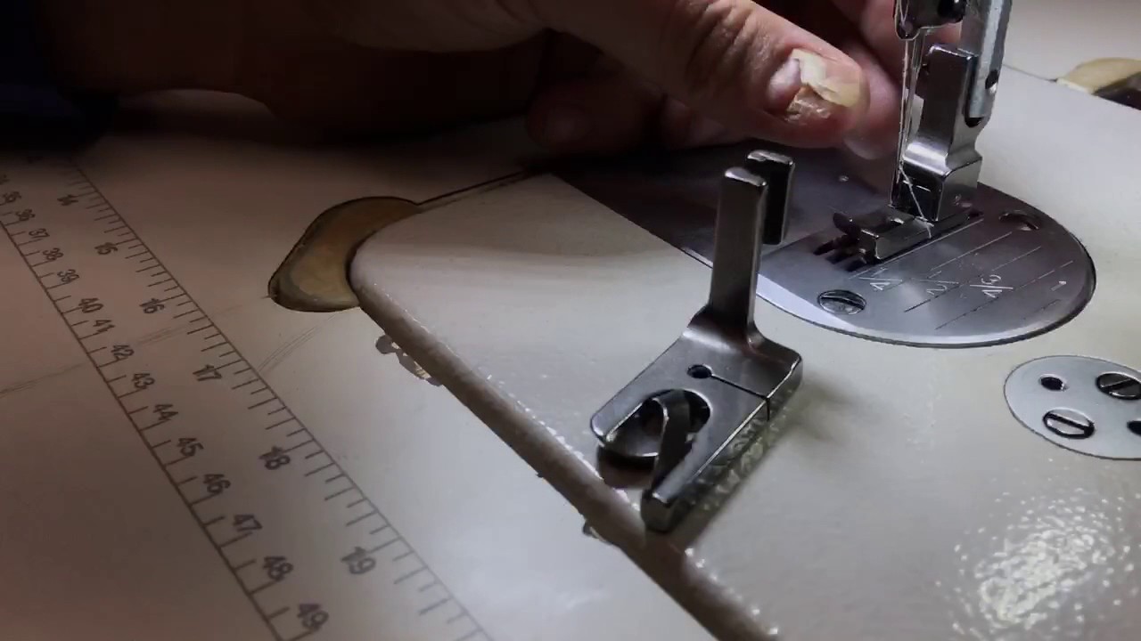 Tutorial on how to use the Scroll Hemming Foot