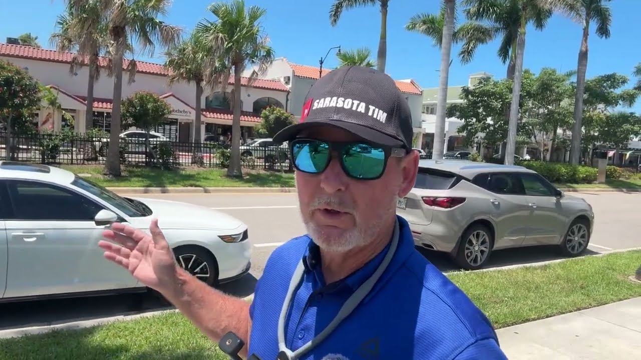 Touring Venice, Florida..Old Downtown and Venice Beach ￼#Retirement #SocialSecurity
