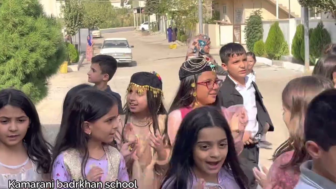 قوتابخانەی کامەرانی بەدرخانی بنەڕەتی - چالاکی قوتابیانی پۆلی سێیەم - بوکە بەبارانە 🌧️