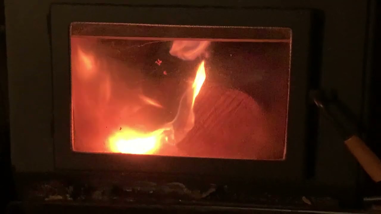Watching the fire regulate itself 