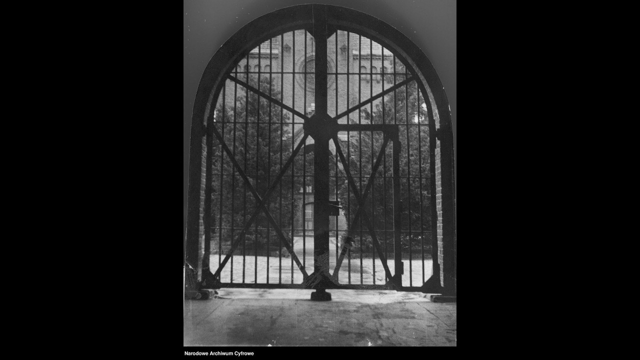 Seventh Circle: Prisons and Political Prisoners in postwar Poland