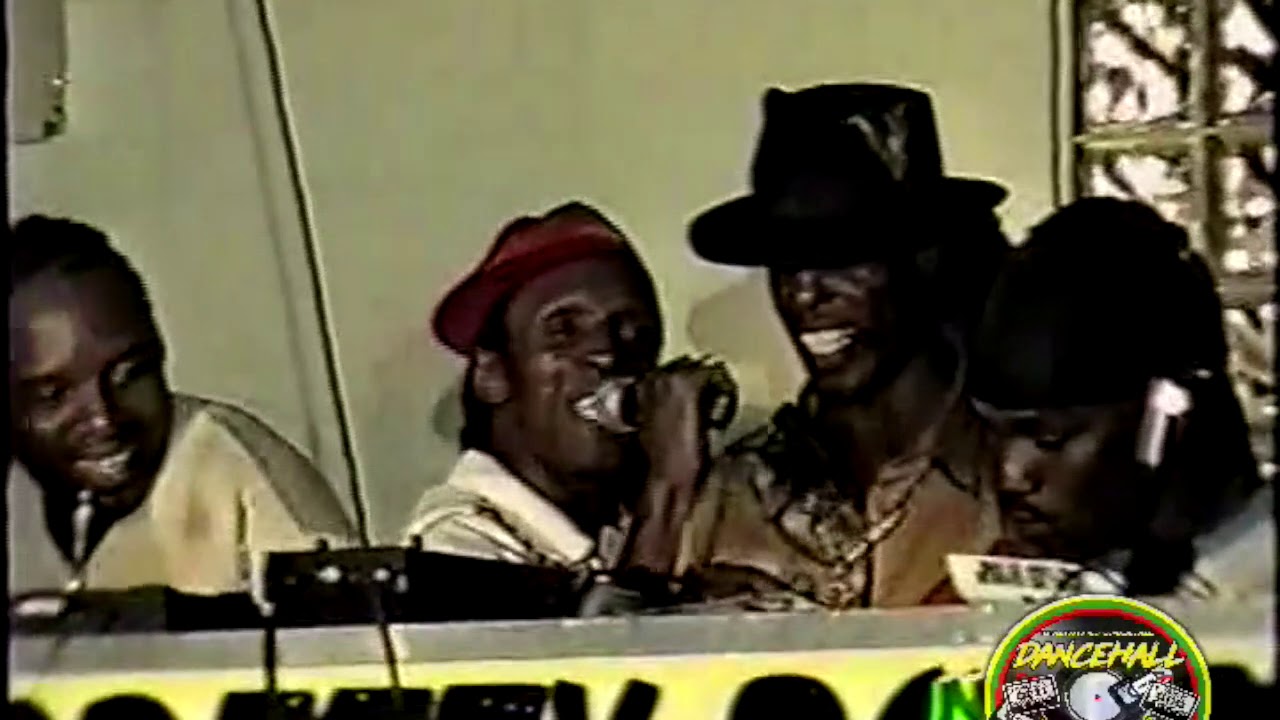 DANCE EXHIBITION 2001 (BOGLE) Q CLUB NYC ,NITTY KUTCHIE,STARRING JOHHNY CON& BOGLE