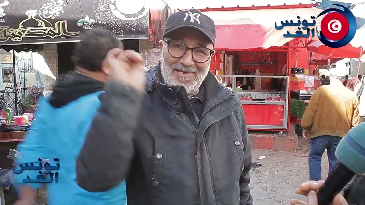 نعاون العباد ومانحبش نقول ساعات واحد تعرفو خدام شهريتو ضعيفة نعطيه من غير مايقول
