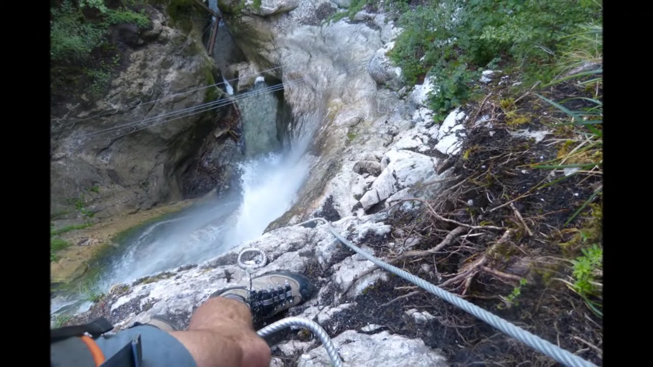 via ferrata de la cascade des Nants à Bellevaux